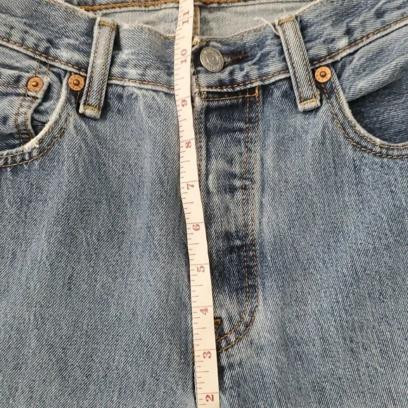 Levis 501 blue highrise button fly jeans size 30 - Picture 4 of 16